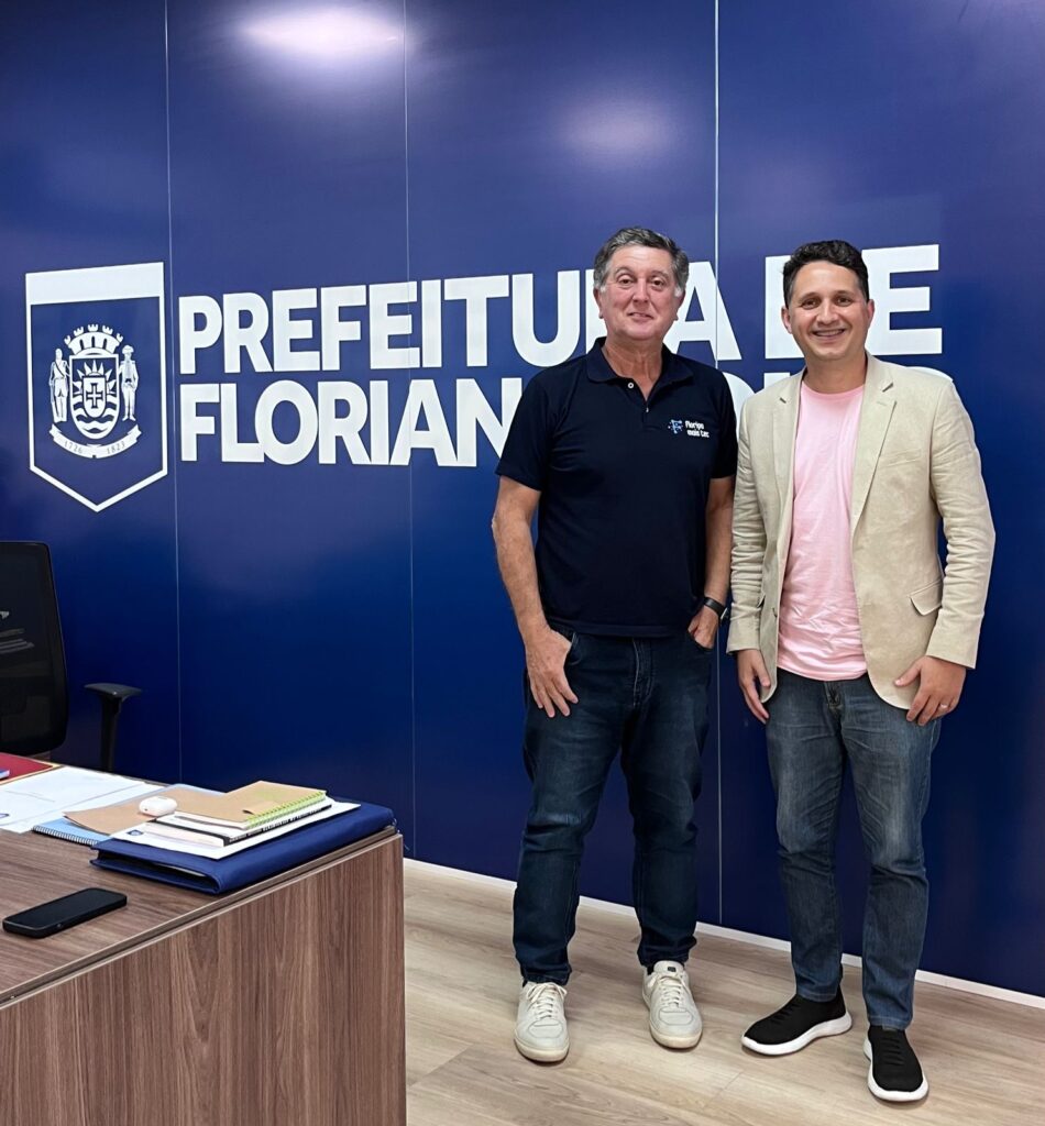 Prefeito Topázio de Florianópolis recebeu o Vereador John Lenon de Camboriú