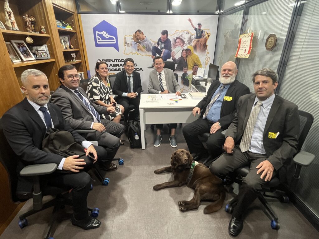 Vereadores de Camboriú acompanham delegação do IFC em Brasília na busca de recursos e no apoio do ensino profissional tecnológico