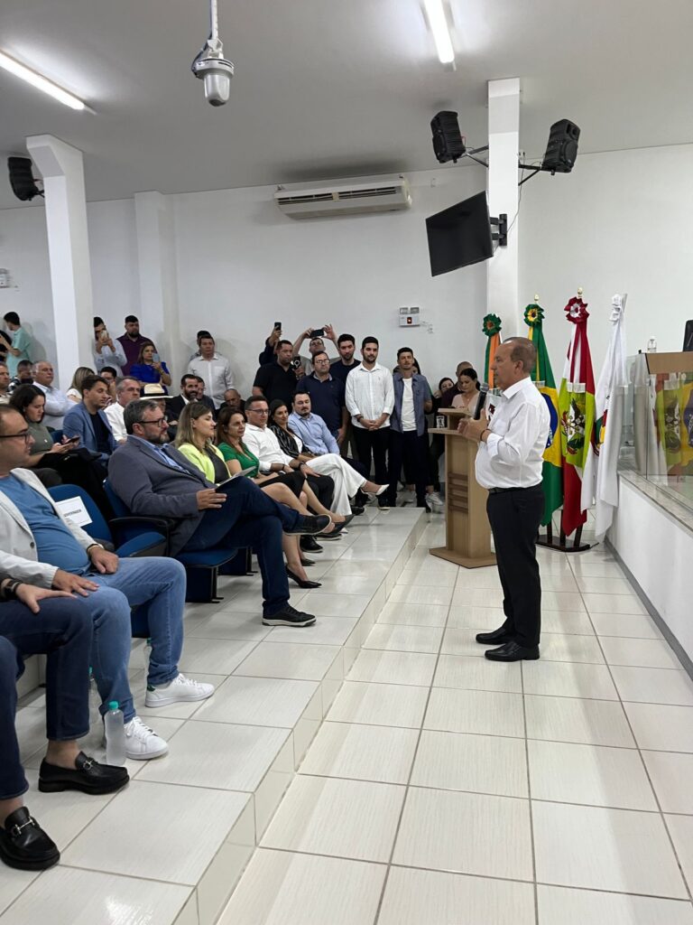 Vereador John Lenon Teodoro ressalta importância da Licença Ambiental Prévia para o Parque Inundável Multiuso em Camboriú
