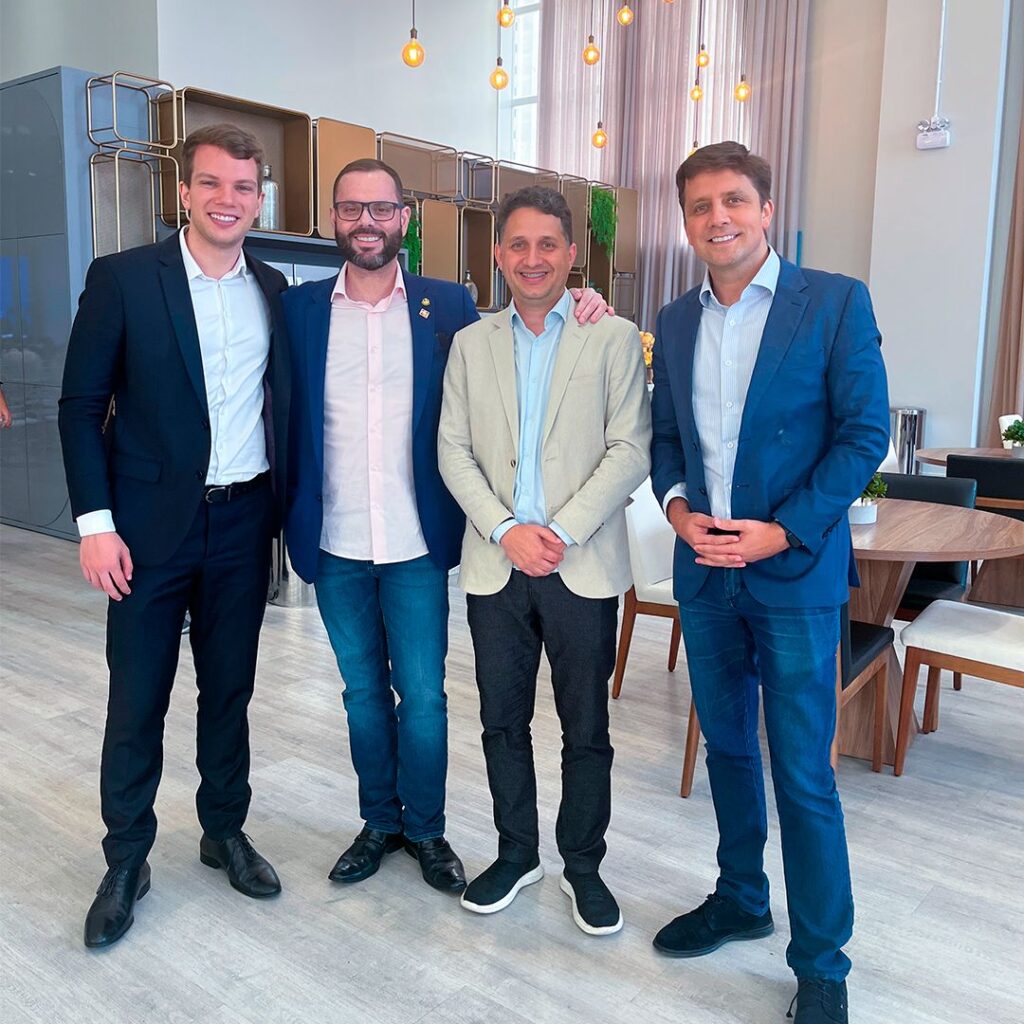 Vereador John Lenon representa Camboriú em Seminário Nacional de Apoio e Desenvolvimento das Micro e Pequenas Empresas