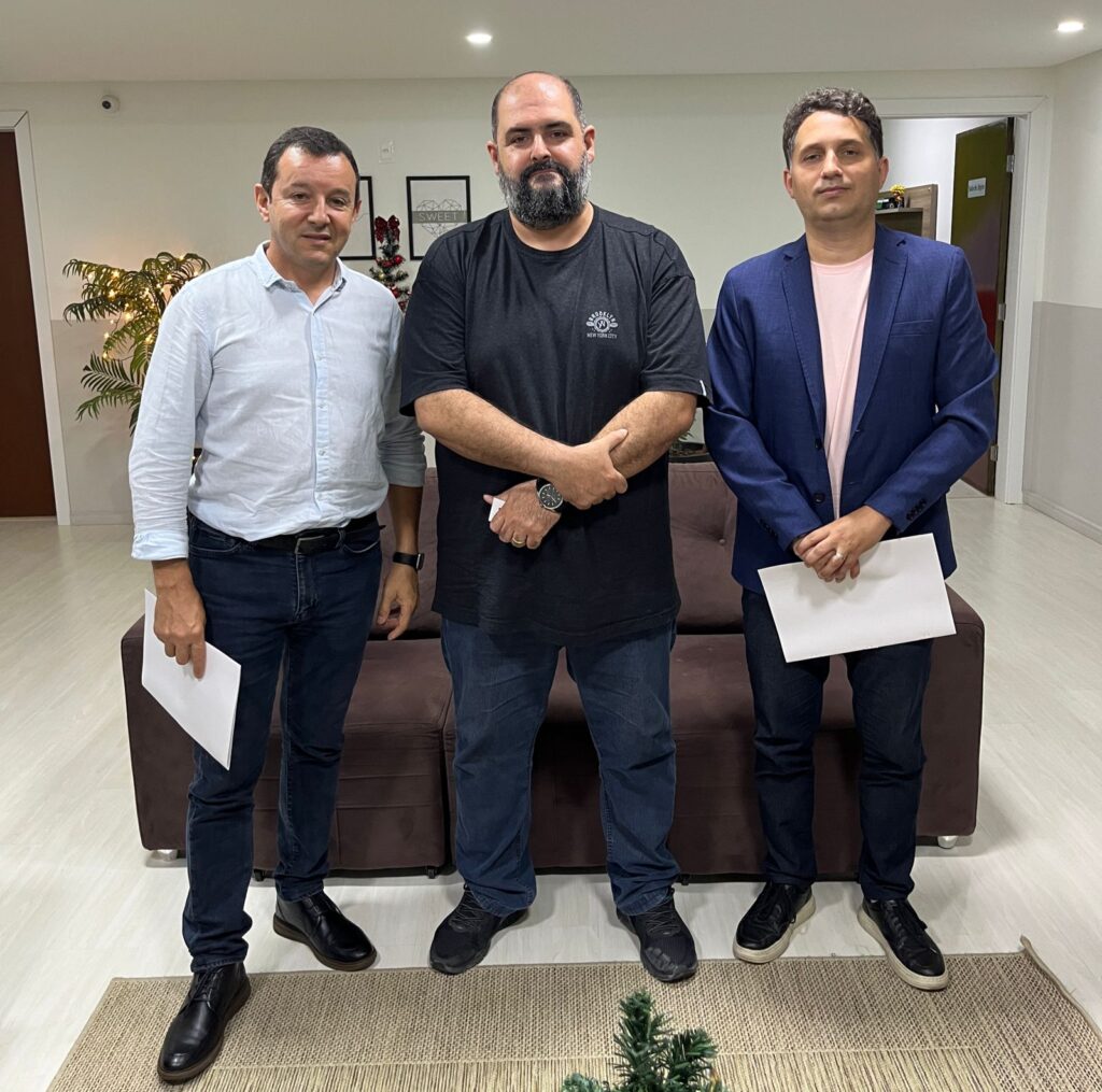 Vereador John Lenon busca apoio e aproximação do Governo do Estado em favor do Lar Bom Pastor e da AMA de Camboriú.