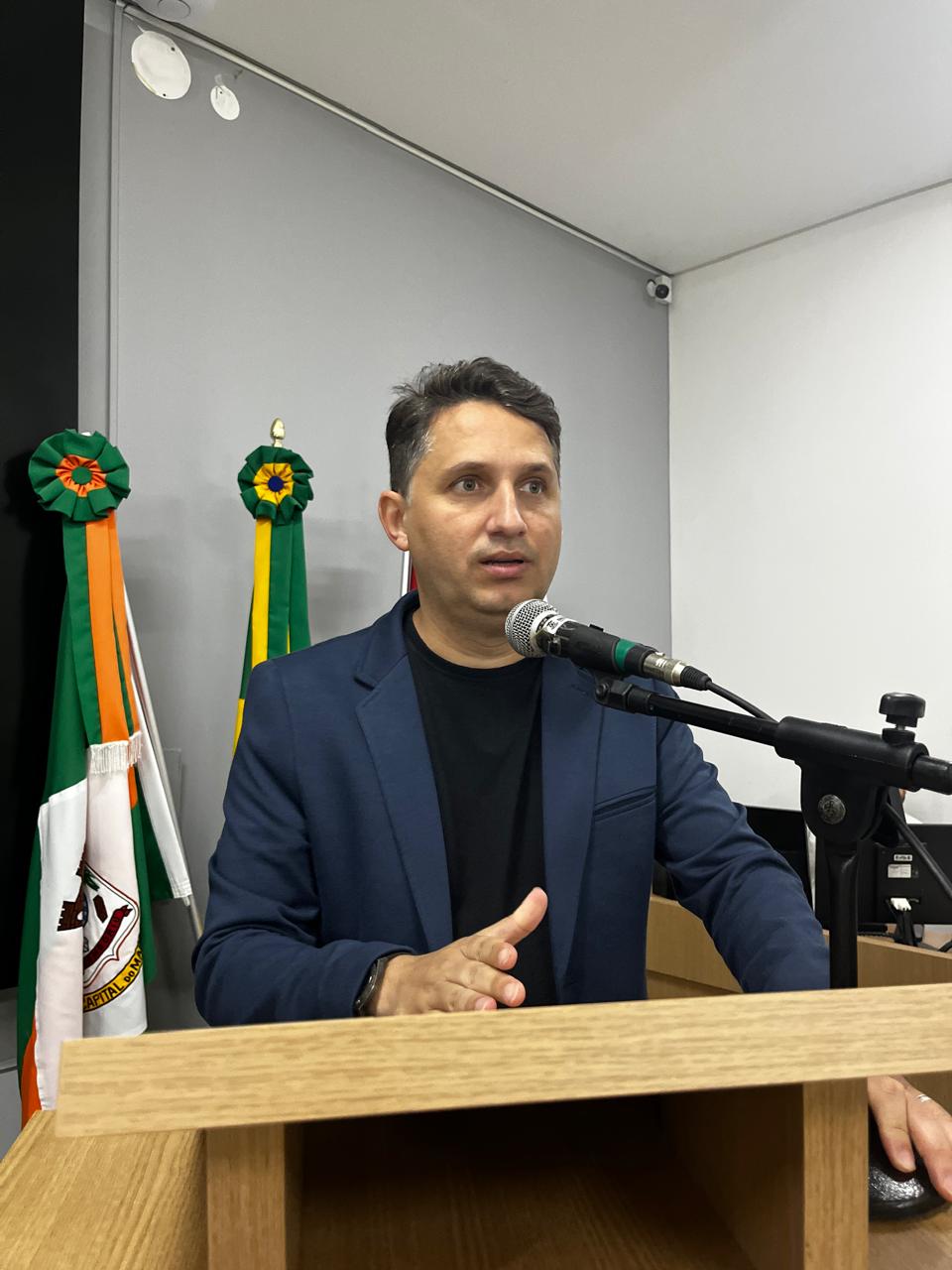Vereador John Lenon propõe medidas para melhorar a mobilidade urbana em Camboriú