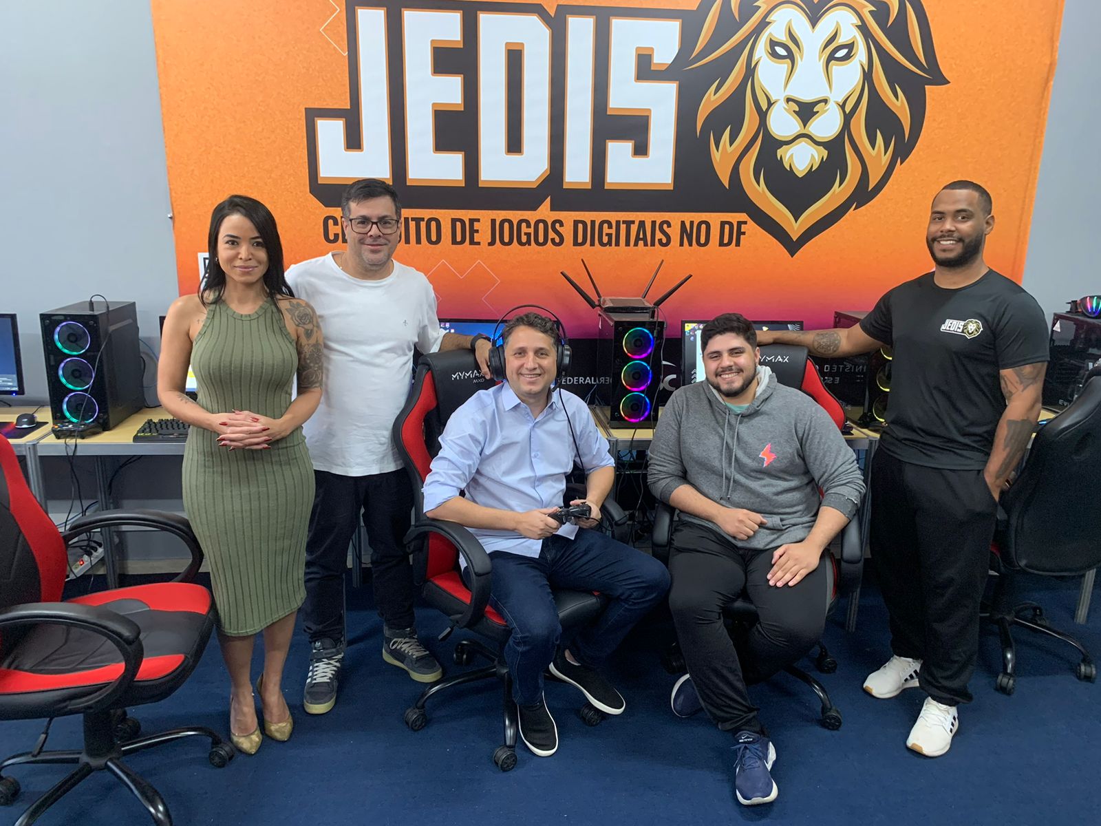 John Lenon apresenta projeto de incentivo a jogos eletrônicos como alternativa de contraturno escolar em Camboriú.