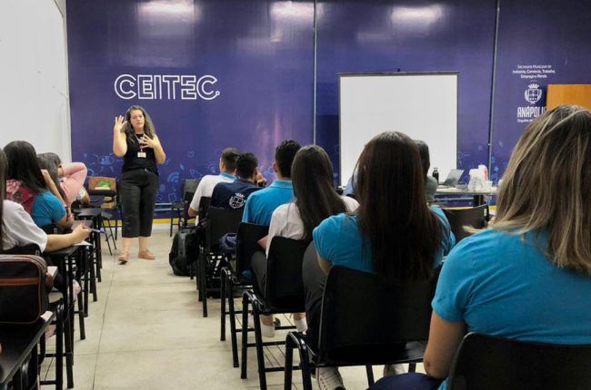 Vereador John Lenon propõe a criação de um Centro de Empreendedorismo, Inovação e Tecnologia em Camboriú