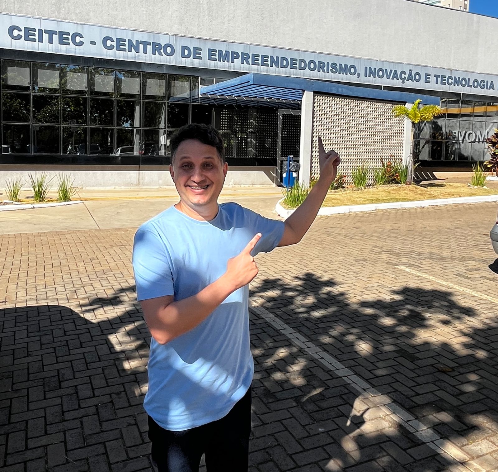Vereador John Lenon propõe a criação de um Centro de Empreendedorismo, Inovação e Tecnologia em Camboriú