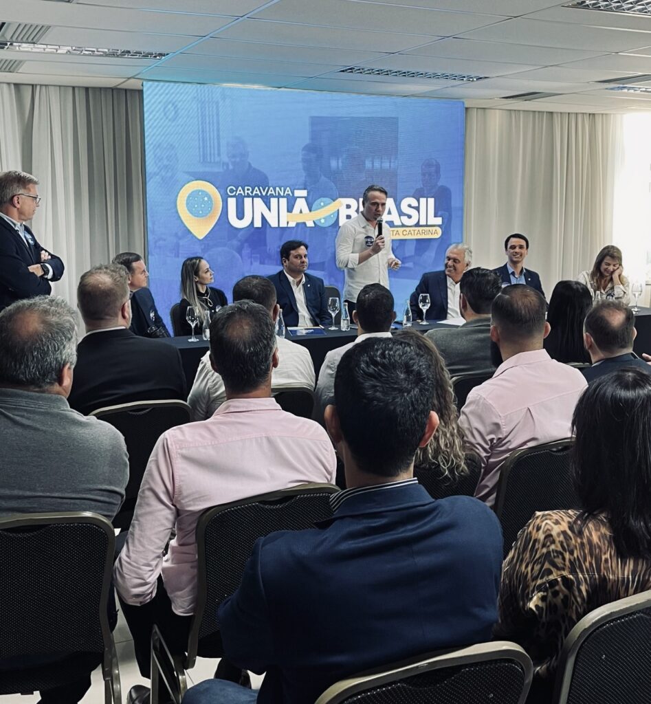 UNIÃO BRASIL PROMOVE ENCONTRO COM RONALDO CAIADO EM SANTA CATARINA: John Lenon, pré-candidato a Prefeito de Camboriú, participou do evento.